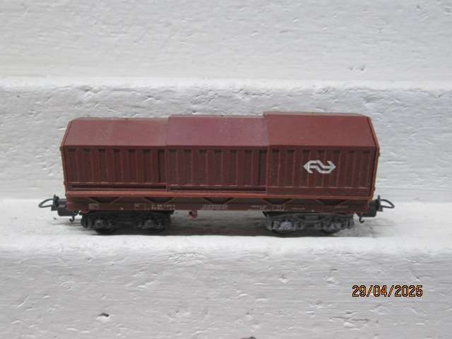 HO SCALE - LIMA - CLOSED HOPPER