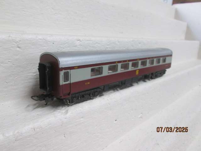 HO SCALE - LIMA - SAR - TRANS KAROO DINING CAR COACH