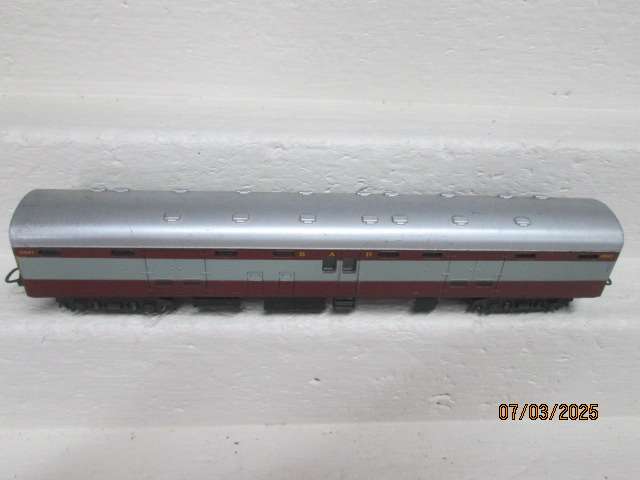 HO SCALE - LIMA - SAR - TRANS KAROO BAGGAGE CAR COACH