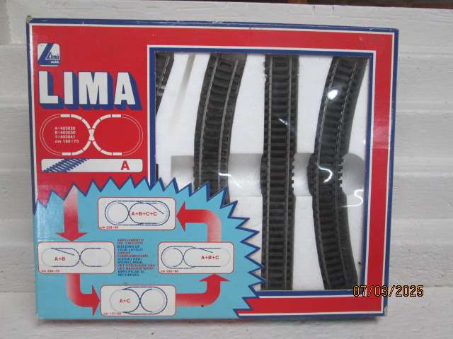 HO / OO SCALE - LIMA - EXTENSION TRACK PACK A - BOXED