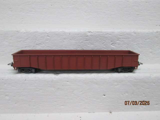 HO SCALE - LIMA - BROWN GONDOLA WAGON