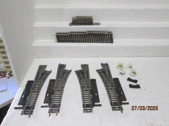 HO / OO SCALE - ATLAS POINTS AND TRACK