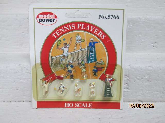 HO SCALE - MODEL POWER - TENNIS PLAYER SET - BOXED