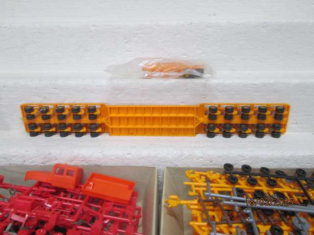 HO SCALE - KIBRI - EXTRA HEAVY ROAD TRANSPORT SET - BOXED