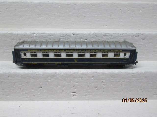 HO SCALE - LIMA - ORIENT EXPRESS COACH