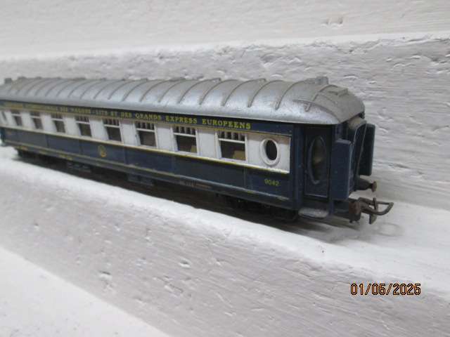 HO SCALE - LIMA - ORIENT EXPRESS COACH