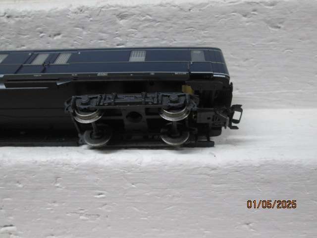 HO SCALE - TRIX - DB BLUE COACH