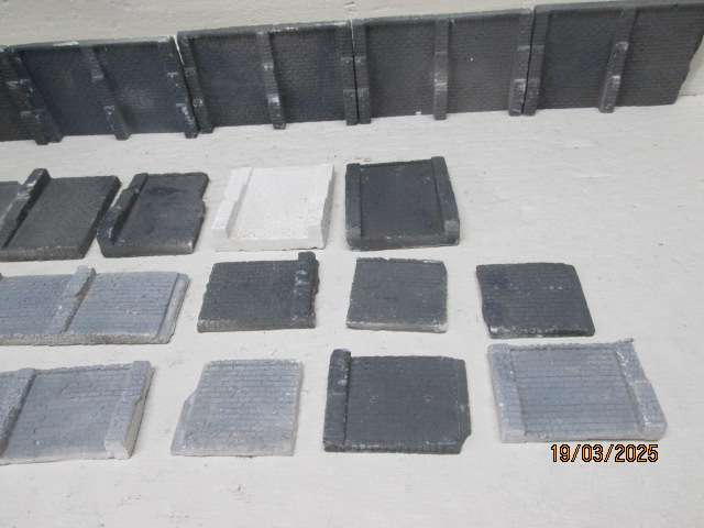 HO / OO SCALE - CEMENT RETAINING WALLS - BEER BOX FULL