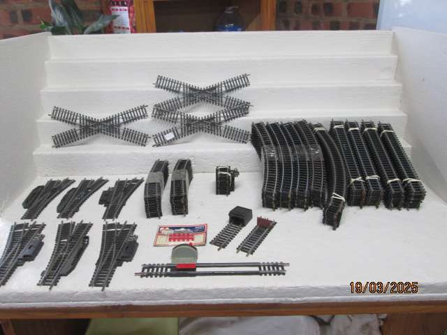 HO / OO SCALE - LIMA TRACK - X133 PIECES