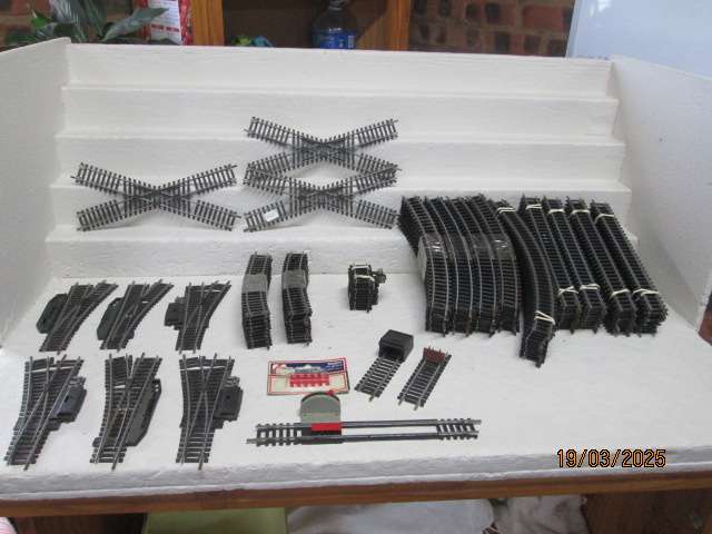 HO / OO SCALE - LIMA TRACK - X133 PIECES