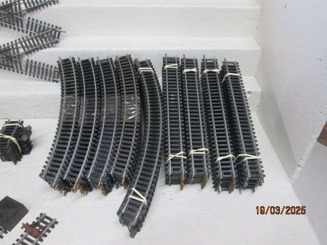 HO / OO SCALE - LIMA TRACK - X133 PIECES