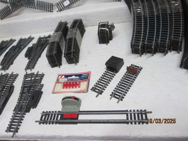 HO / OO SCALE - LIMA TRACK - X133 PIECES