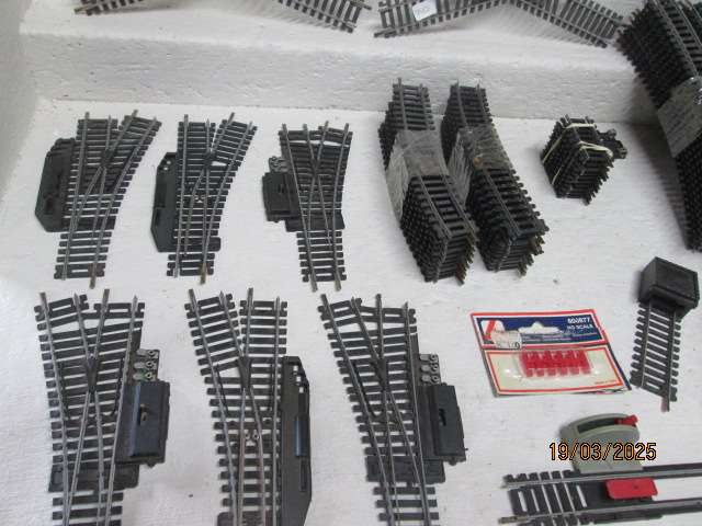 HO / OO SCALE - LIMA TRACK - X133 PIECES