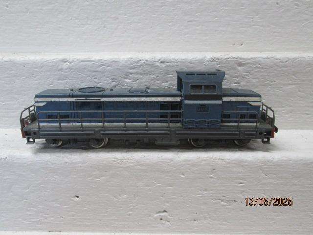 HO SCALE - JOUEFF - SNCF - BLUE DIESEL LOCOMOTIVE