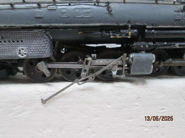 HO SCALE - BOWSER - CHALLENGER STEAM LOCOMOTIVE