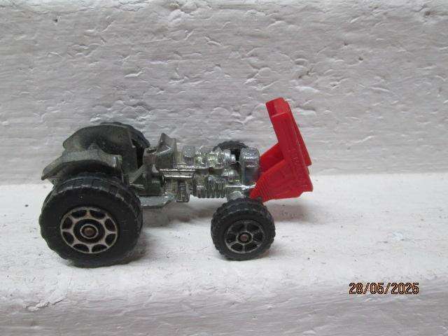 POLITOYS - RED TRACTOR - LEONE70