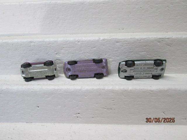 DIE CAST - CORGI JUNIORS - WHIZZ WHEELS -X3