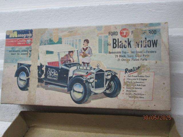 MONOGRAM - FORD T PICKUP - BLACK WIDOW - BOXED
