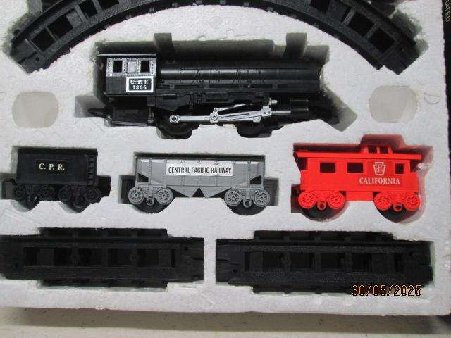 CLICKETY CLACK TRAIN - BOXED