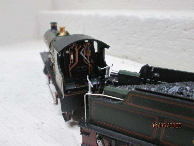 OO SCALE - BACHMANN - 4-4-0 STEAM LOCOMOTIVE - CITY OF LONDON