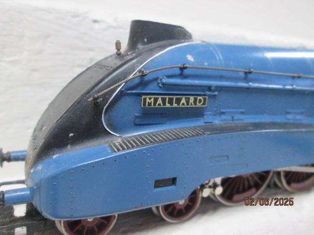 OO SCALE - HORNBY - LNER - A4 MALLARD STEAM LOCOMOTIVE