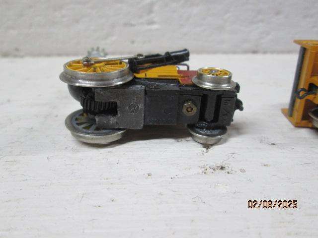 OO SCALE - HORNBY - STEVENSON ROCKET SET