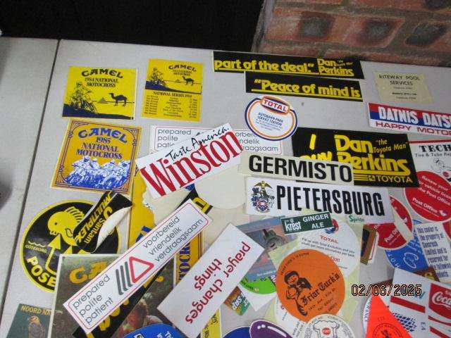 LARGE AMOUNT OF COLLECTABLE STICKERS