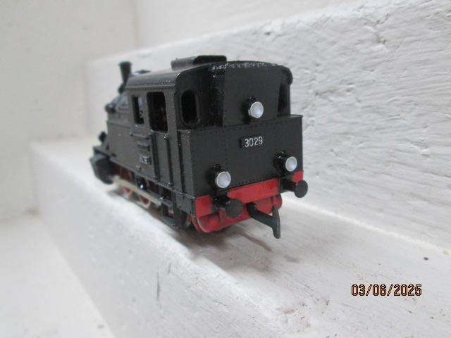 HO SCALE - MARKLIN - 0-6-0 STEAM LOCOMOTIVE - BOXED