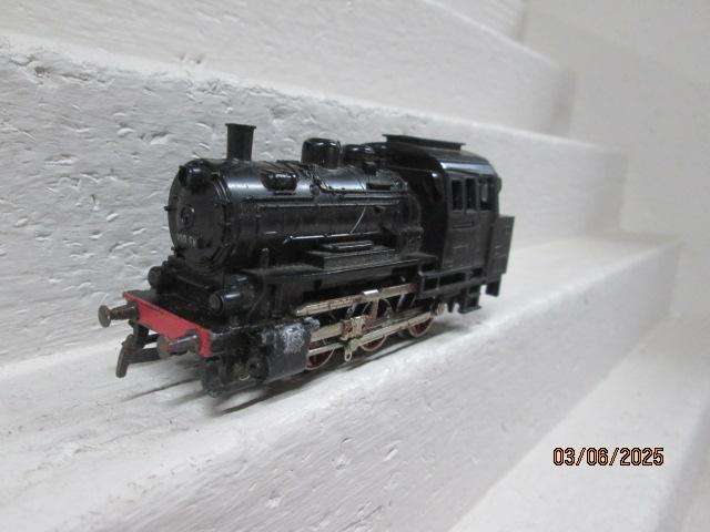 HO SCALE - MARKLIN - 0-6-0 STEAM LOCOMOTIVE - BOXED