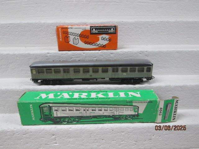 HO SCALE - MARKLIN - SILVER DB COACH - BOXED - WITH EXTRA INTERNAL DETAIL