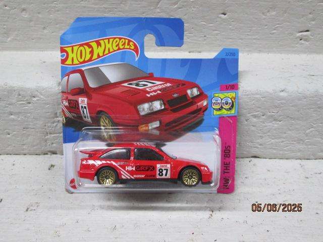 DIE CAST - HOTWHEELS - 1987 FORD SIERRA COSWORTH - BOXED