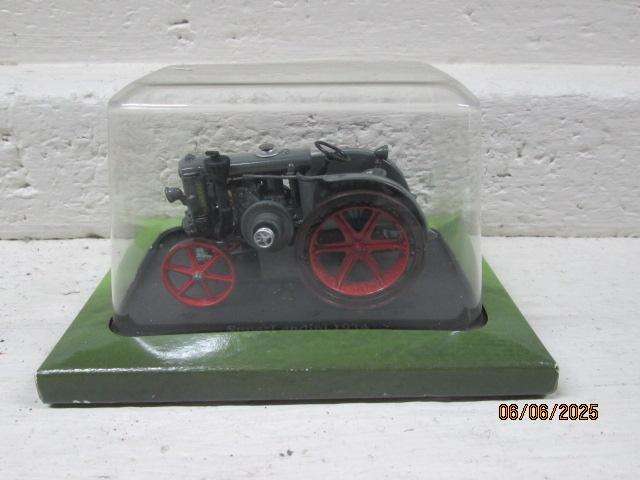 DIE CAST - SUPERLANDINI - 1934 TRACTOR - BOXED