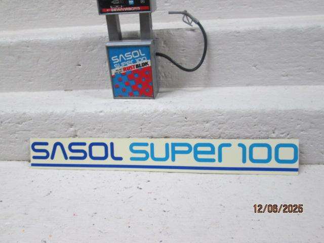 SASOL - SUPER100 - PETROL PUMP + STICKER