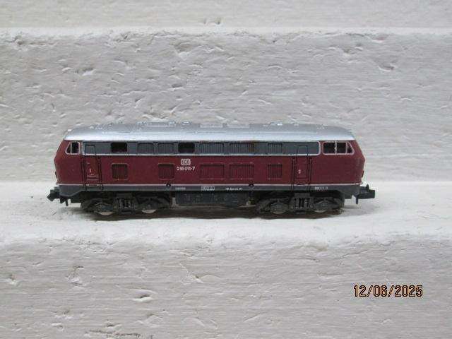 N SCALE - ATLAS - RED DB DIESEL LOCOMOTIVE