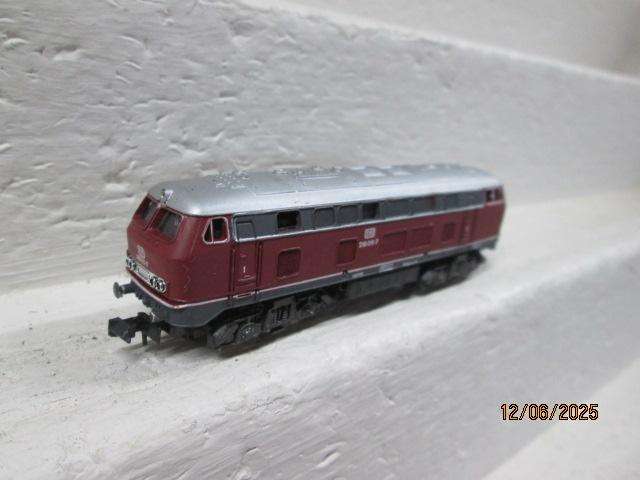 N SCALE - ATLAS - RED DB DIESEL LOCOMOTIVE