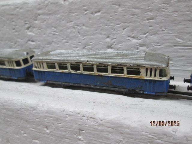 N SCALE - TRIX - RAIL CAR SET