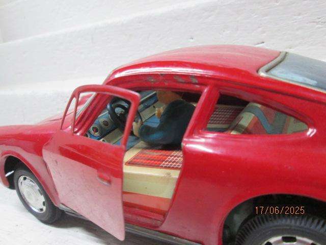 PORSCHE - VERY OLD TIN MODEL - BATTERY OPERATED