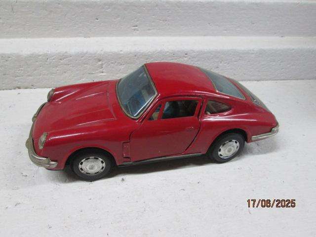 PORSCHE - VERY OLD TIN MODEL - BATTERY OPERATED