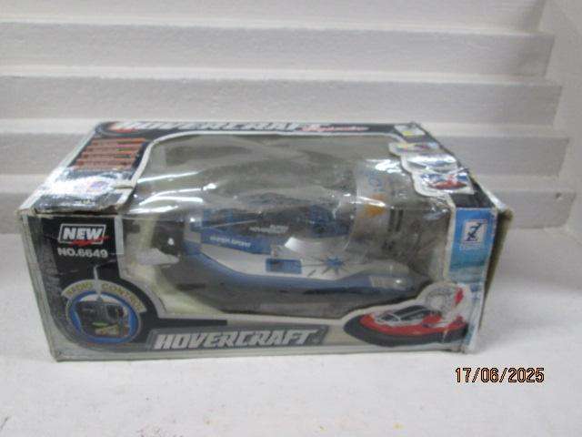 RADIO CONTROL - HOVERCRAFT - BOXED