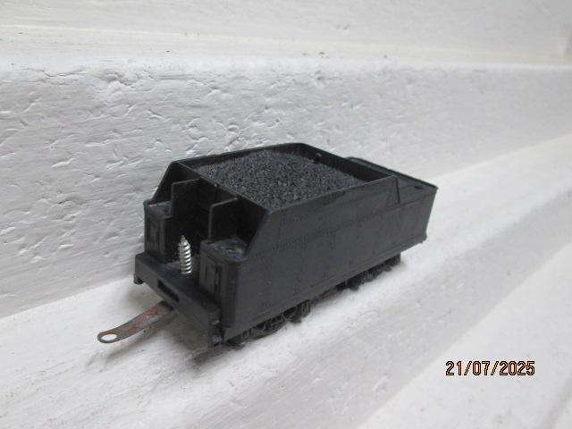HO SCALE - LIMA - STEAM LOCO - TENDER ONLY
