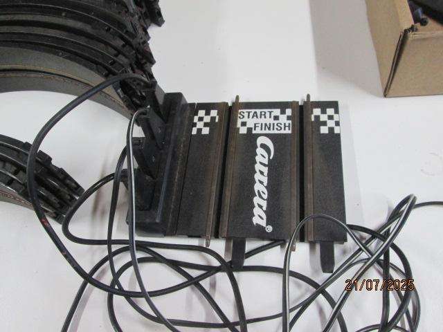 1:43 SCALE - CARRERA - SLOT CAR SET