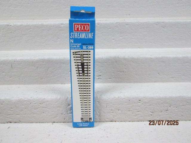 N SCALE - PECO - LARGE RADIUS LEFT HAND POINT - SL-389 - BOXED