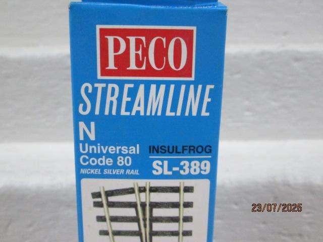 N SCALE - PECO - LARGE RADIUS LEFT HAND POINT - SL-389 - BOXED