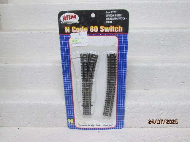 N SCALE - ATLAS - CUSTOM RIGHT HAND POINT - NO.2751 - BOXED