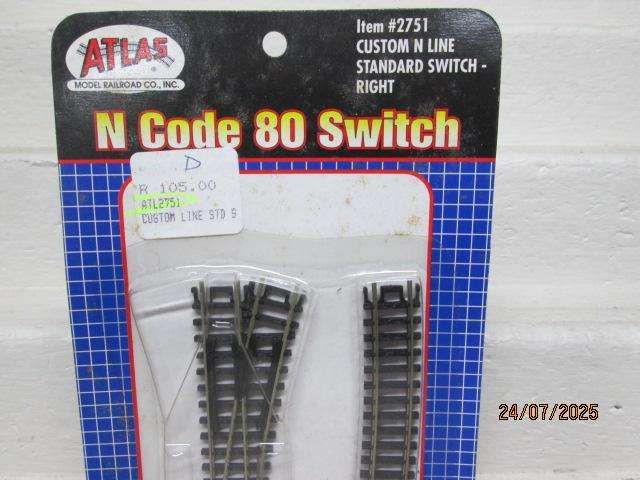 N SCALE - ATLAS - CUSTOM RIGHT HAND POINT - NO.2751 - BOXED