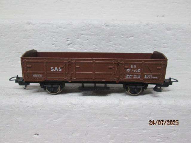 HO SCALE - LIMA - SAR - ES GOODS WAGON
