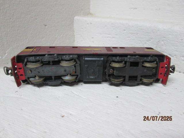 HO SCALE - LIMA - SAR - BROWN 5E ELECTRIC LOCOMOTIVE