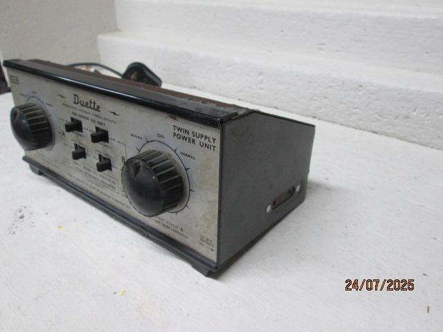 HO SCALE - H&M DUETTE DUAL CONTROLLER