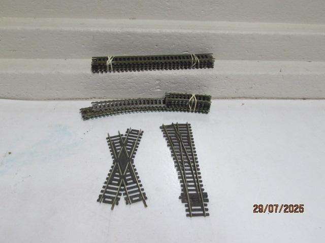 HO / OO SCALE - NICKLE SILVER TRACK - X12 PIECES