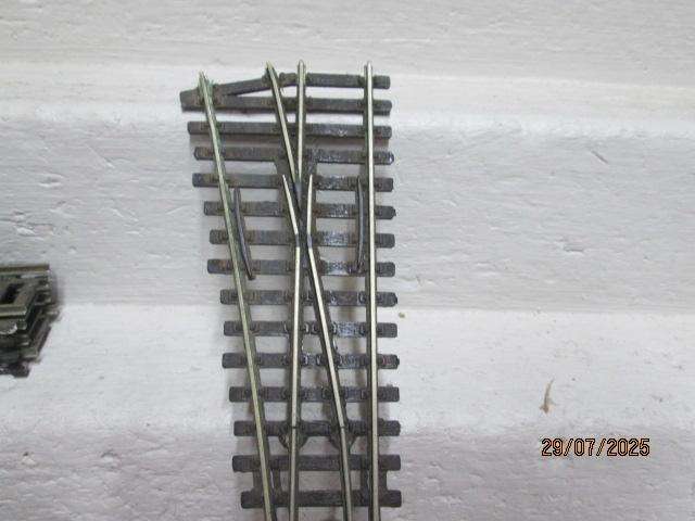 HO / OO SCALE - NICKLE SILVER TRACK - X12 PIECES